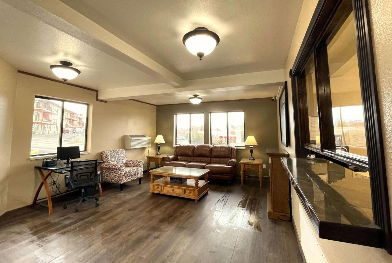 Fairbridge Inn & Suites Moscow - Pullman Экстерьер фото